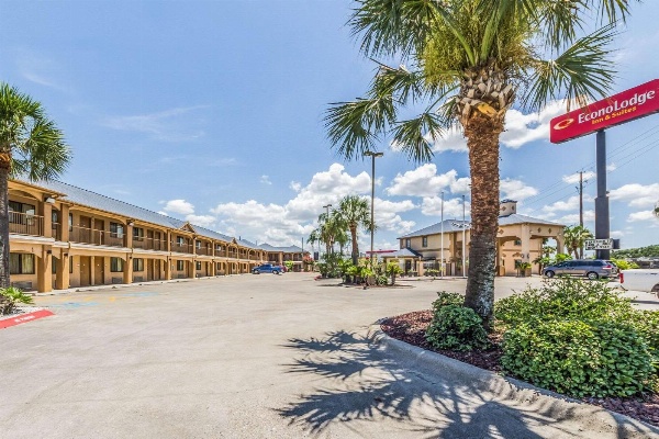 Econo Lodge Inn & Suites Corpus Christi image 3