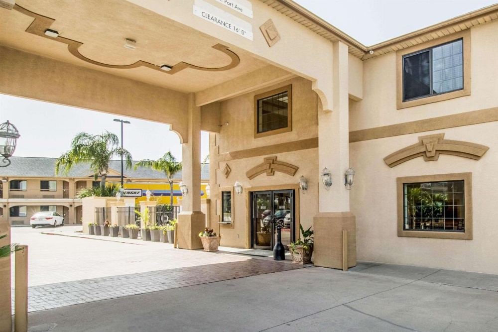 Econo Lodge Inn & Suites Corpus Christi Main image